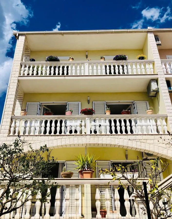 Villa Domora Apartments Trogir 0*,
