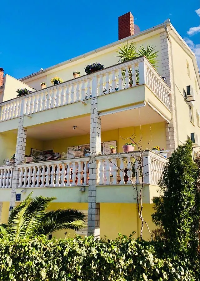 Villa Domora Apartments Trogir 0*,  Croatia