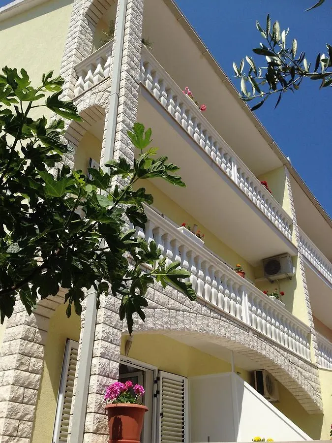 Villa Domora Apartments Trogir